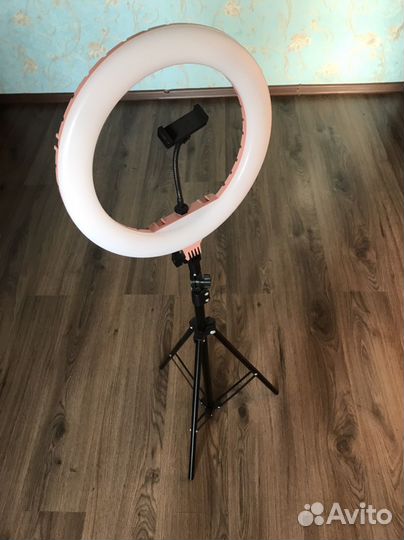 Кольцевая лампа со штативом 35 см