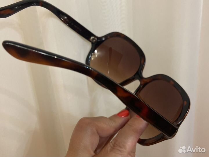 Солнцезащитные очки женские