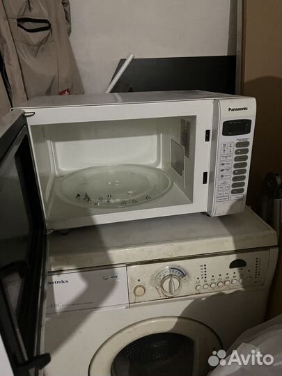 Микроволновкя печь Panasonik ижектор