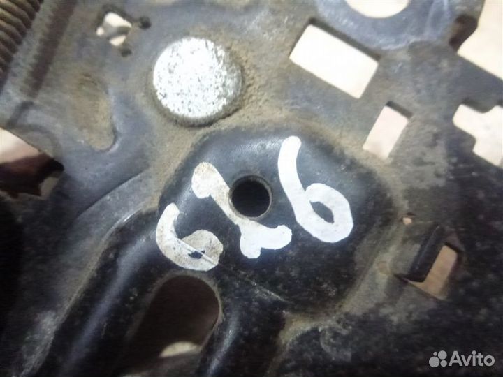 Замок капота Toyota Rav4 ACA30 1azfe 2006