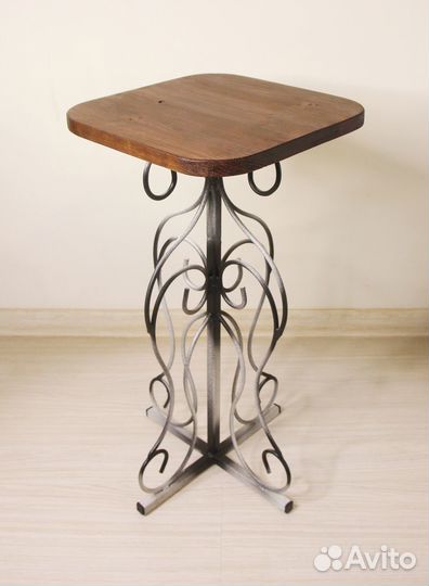 Подставка для цветов / тумба из металла и дерева