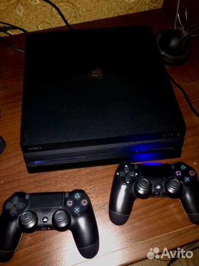 Sony playstation 4 pro 1tb