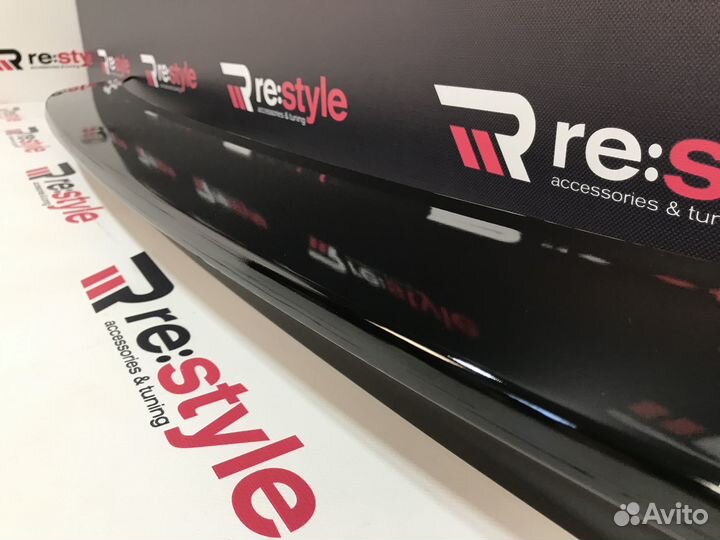 Спойлер Toyota Land Cruiser 200 08-15 Черный