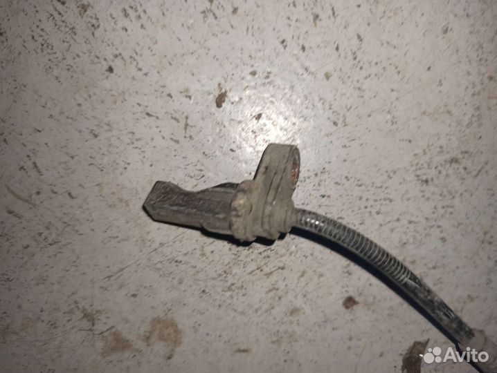 Датчик ABS передний BMW E90