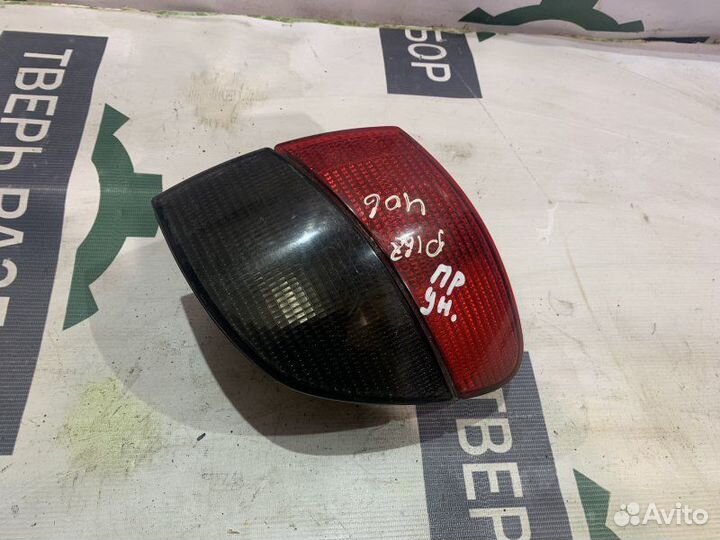 Задний фонарь правый Peugeot 406 1995-2004