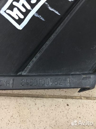 Правая заглушка туманки LADA Granta FL 18г.в. 0644