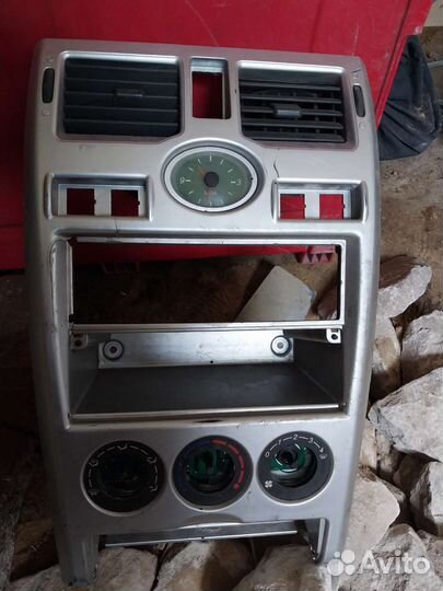 Центральная консоль priora 2