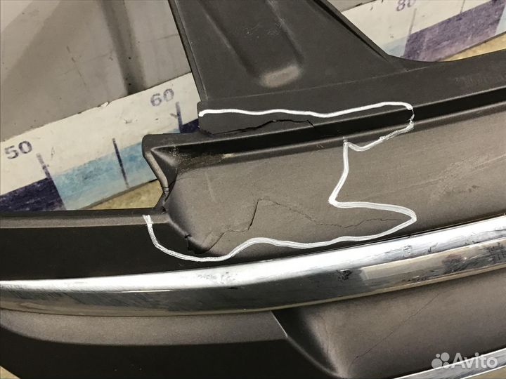 Решетка радиатора Honda CR-V 2012-2017