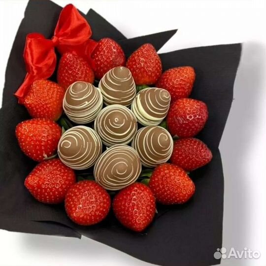 Клубника в шоколаде букеты