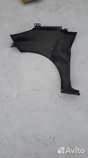 Крыло переднее правое Ford Fiesta