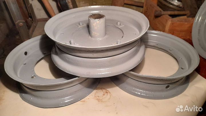 Диск со ступицей для Мотороллера и прицепа