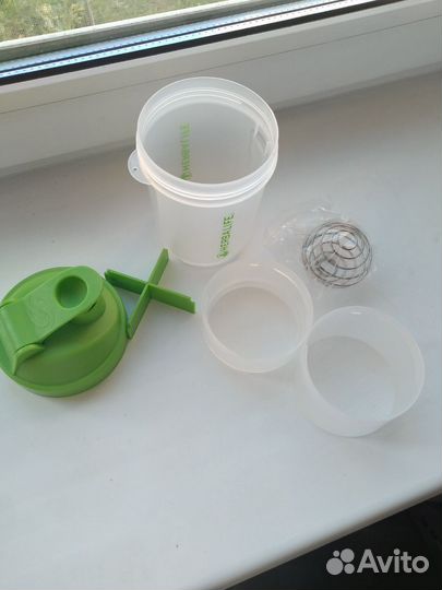 Шейкер новый в упаковке