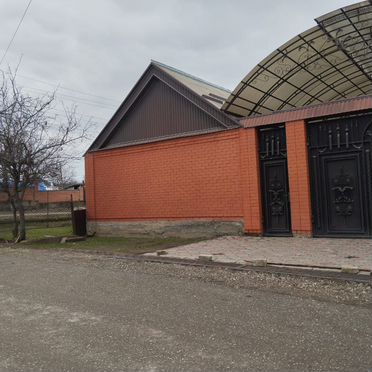 Дом 220 м² на участке 7 сот.