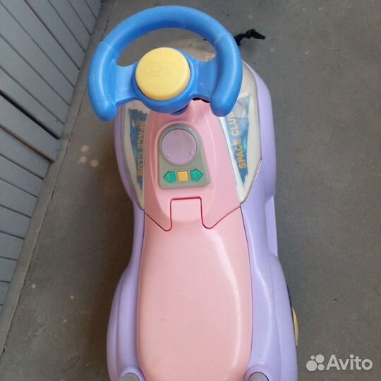 Детская машинка толокар каталка