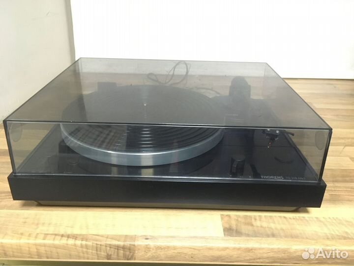 Проигрыватель винила Thorens TD318 MK II