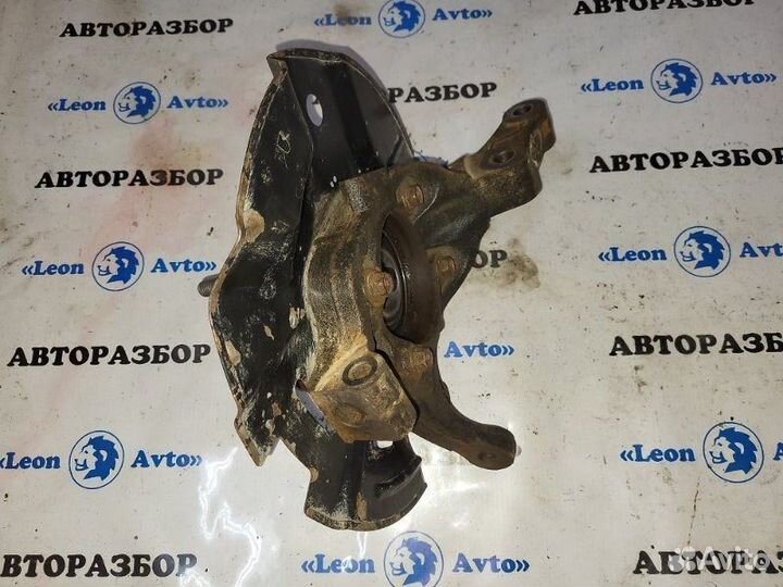 Поворотный кулак передний правый Kia Sorento XM FL