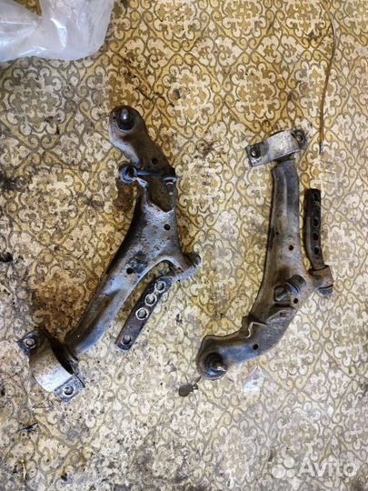 Рычаги передние Maxima A 33