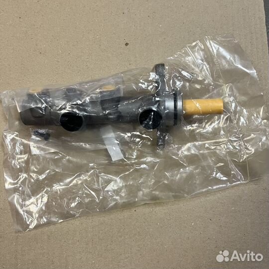 Цилиндр тормозной главный KIA ceed