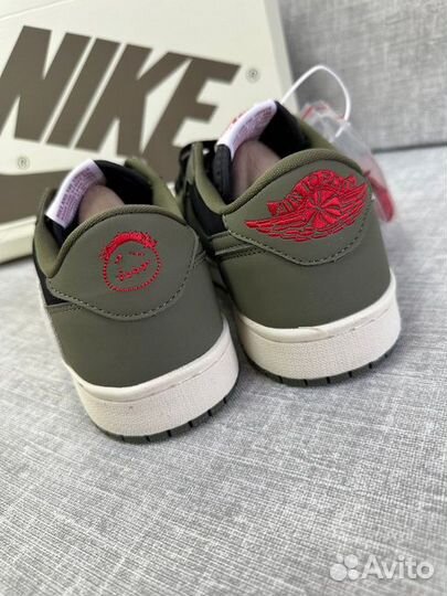 Кроссовки nike air jordan 1 travis scott