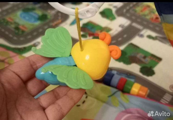 Развивающий коврик и пакет с игрушками