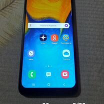 Samsung Galaxy A20, 3/32 ГБ