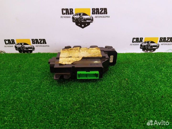 Блок управления стеклоподъемниками Volvo S80