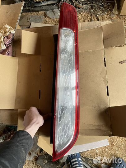 Фонарь задний правый Ford Focus II (2008-2011)