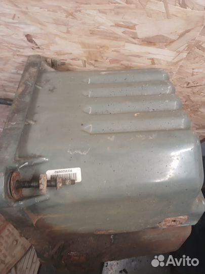 Поддон двигателя на Детройт дизель