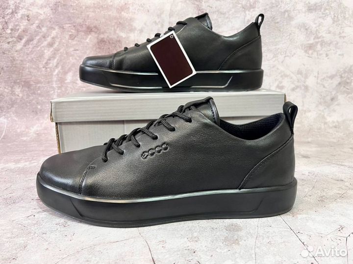 Кроссовки Ecco модные
