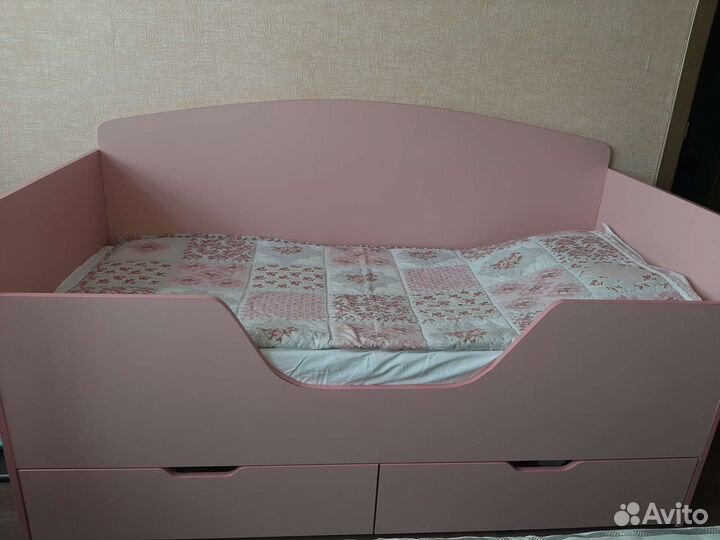 Кровать для девочки