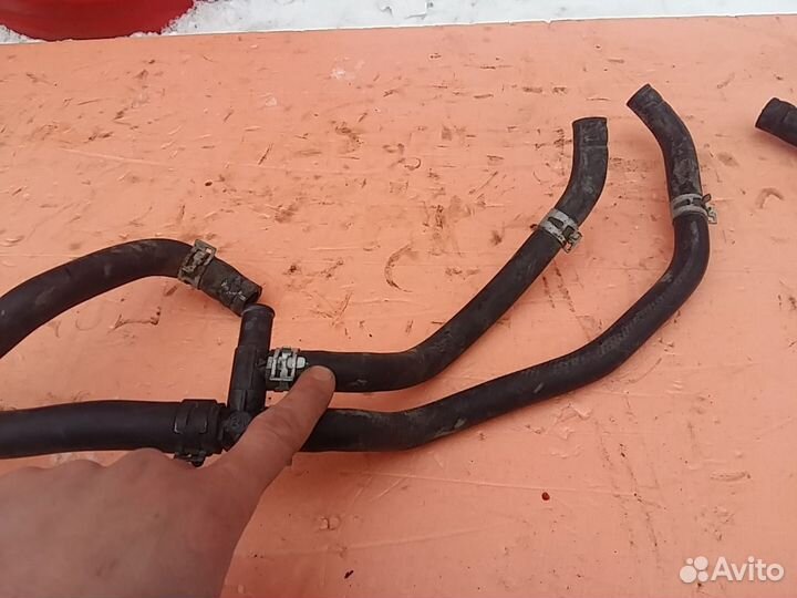 Патрубок ож Toyota Rav4 16297-36010