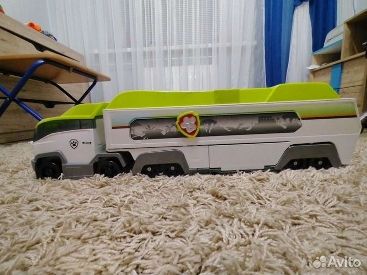 Игрушка автобус