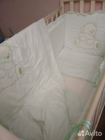 Бортики в кроватку