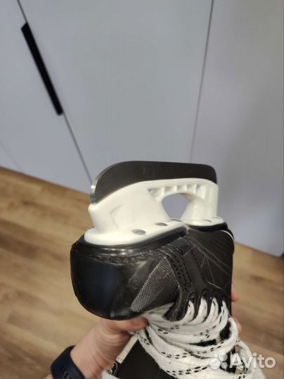 Детские хоккейные коньки bauer supreme y8