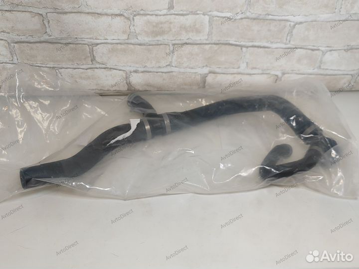 Шланг системы охлаждения Volvo v40