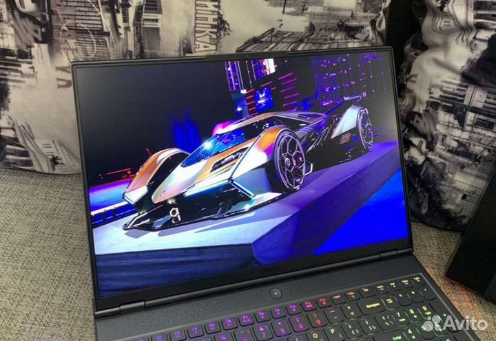 Lenovo Legion 7 RTX 3080-165W-16GB/Ryzen 9/32GB