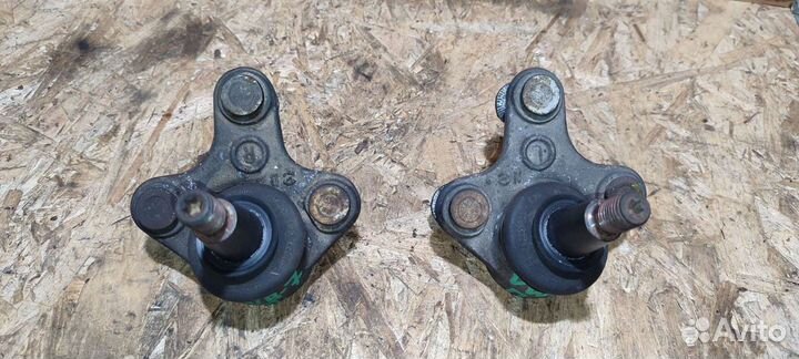 Шаровая опора VW Passat B7 3C0 366B