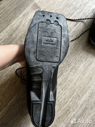 Лыжные ботинки 35 размера