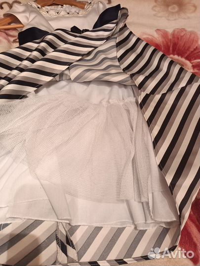 Нарядное платье для девочки