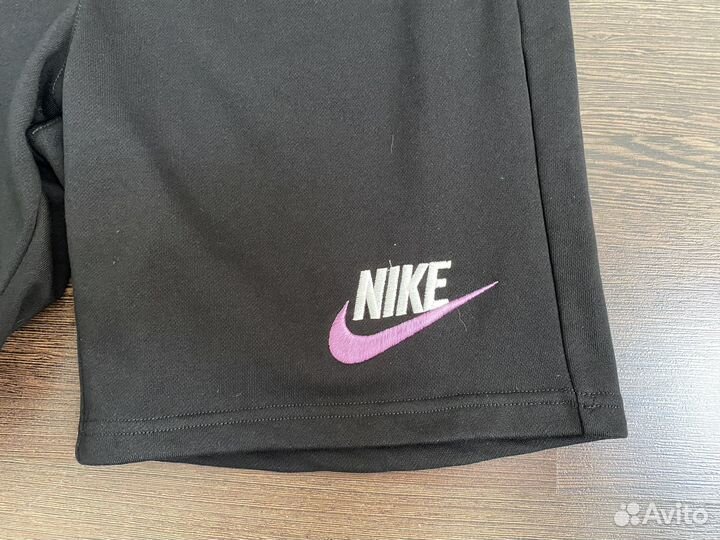 Шорты Nike