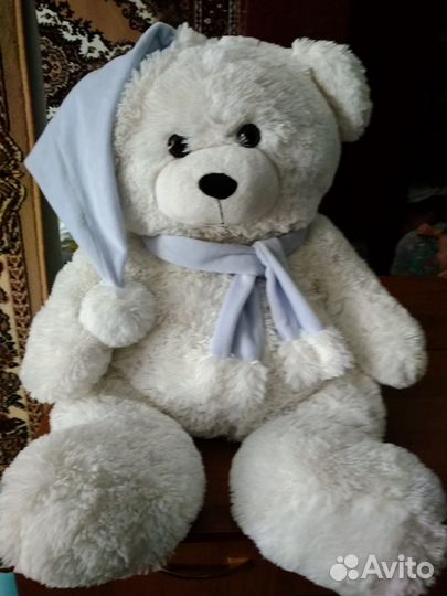 Плюшевый медведь