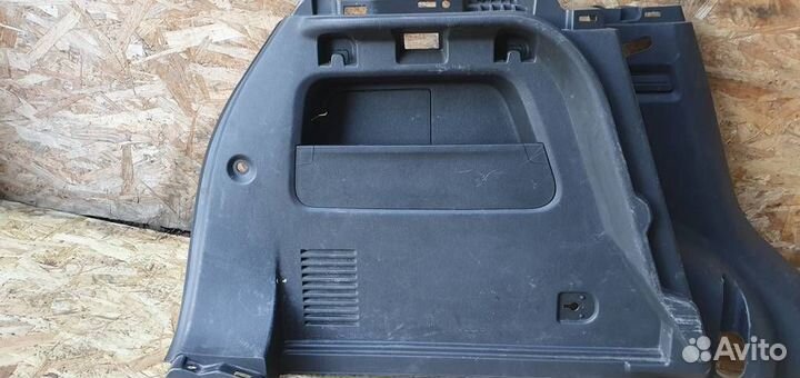 Обшивка багажника левая Opel Mokka 2012-2019