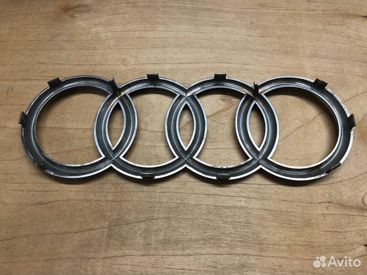 Эмблема шильд Audi