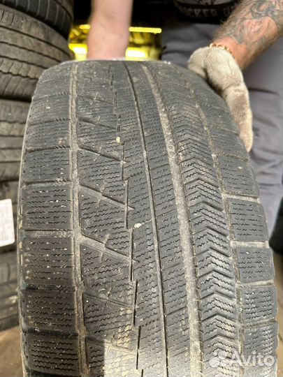 Bridgestone Blizzak VRX 235/55 R17