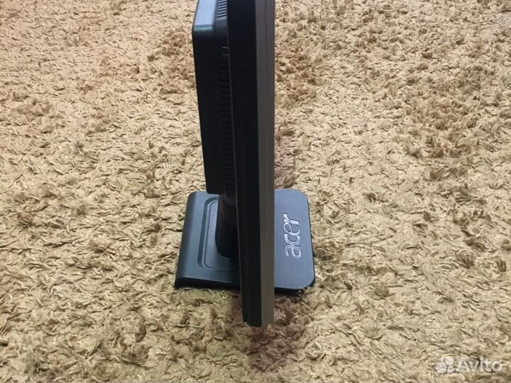 Монитор Acer, Samsung