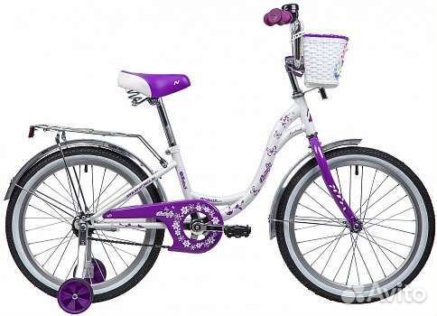 Новый детский велосипед с корзиной
