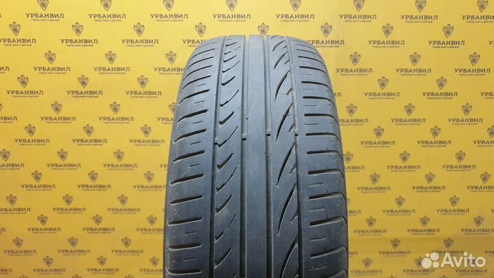 Hankook Ventus ME01 K114 215/60 R16