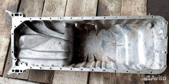 Картер двигателя Мерседес М104