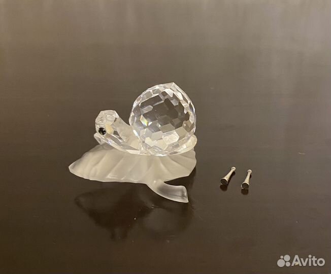 Улика на листике swarovski