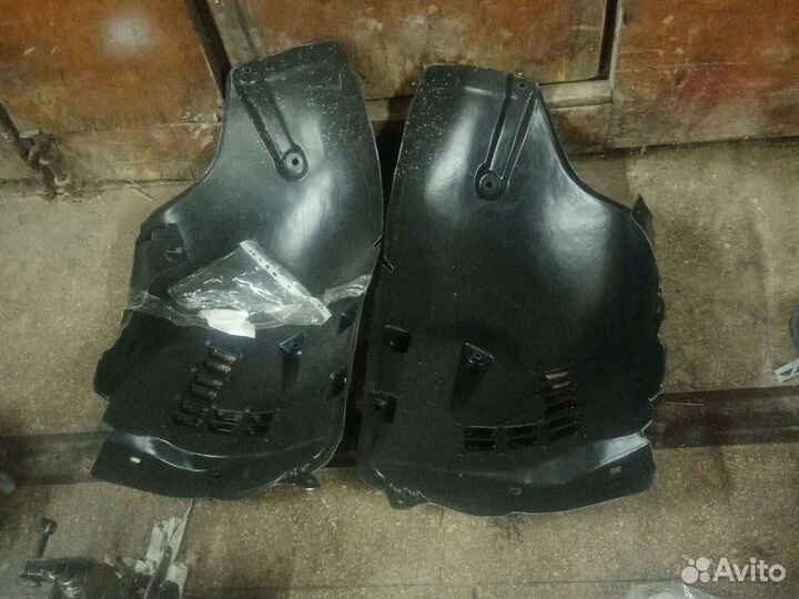 ST-MD57-016L-1 подкрылок передний правый(левый)